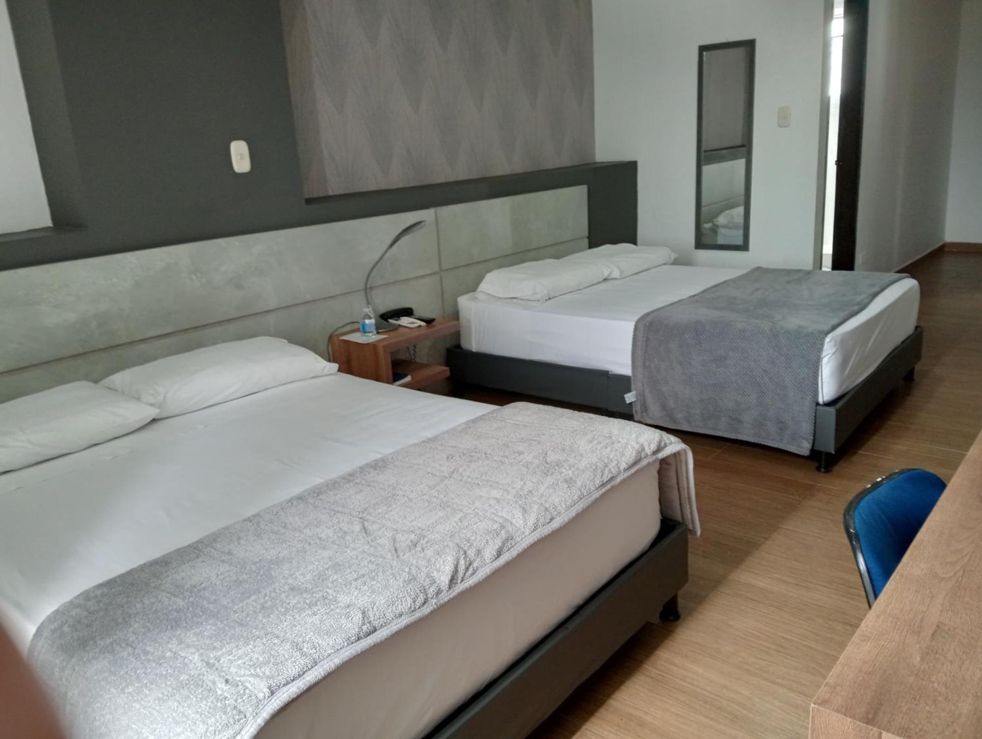 Hotel Don Gregorio Cartago Exterior photo
