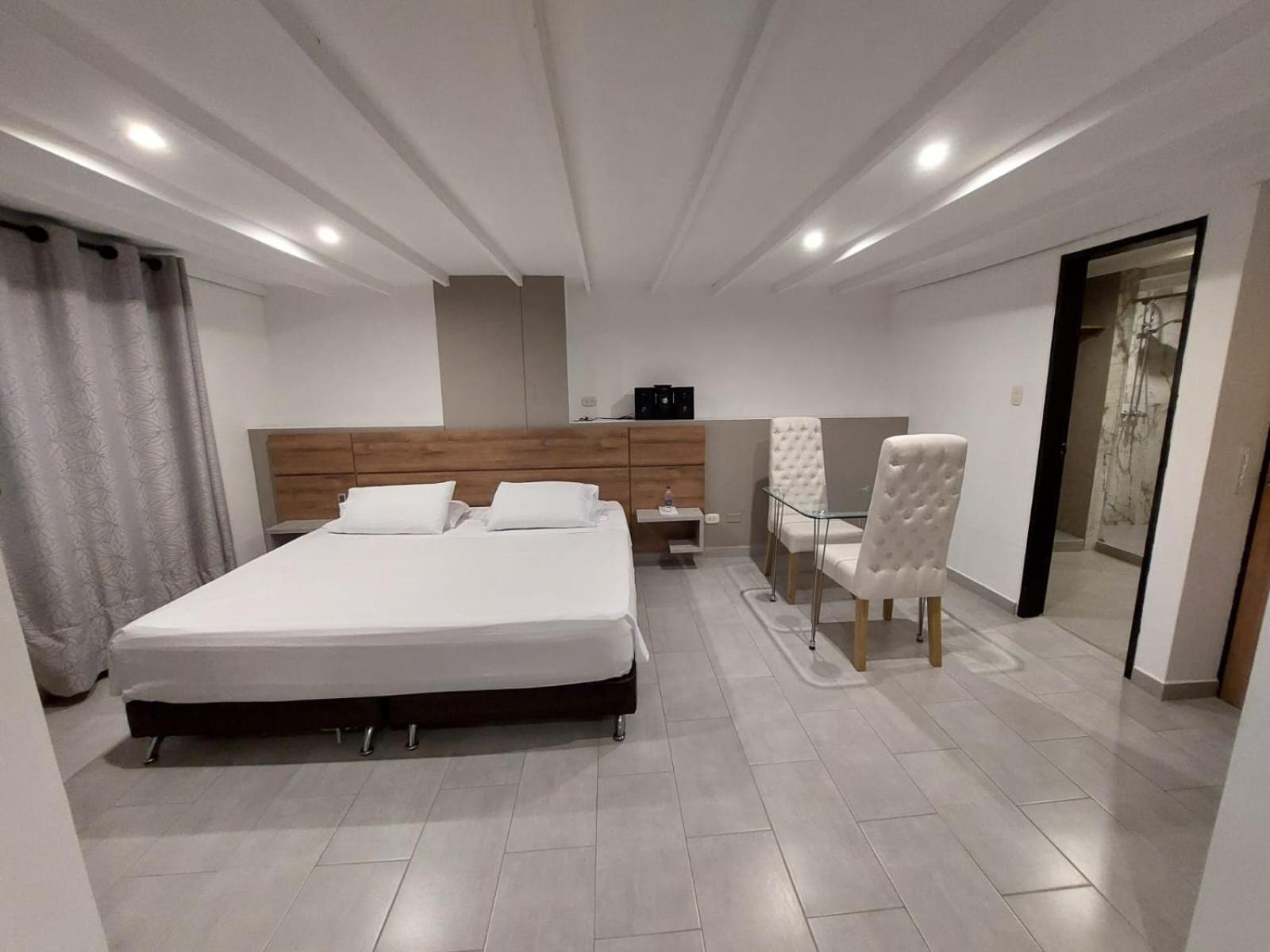 Hotel Don Gregorio Cartago Exterior photo