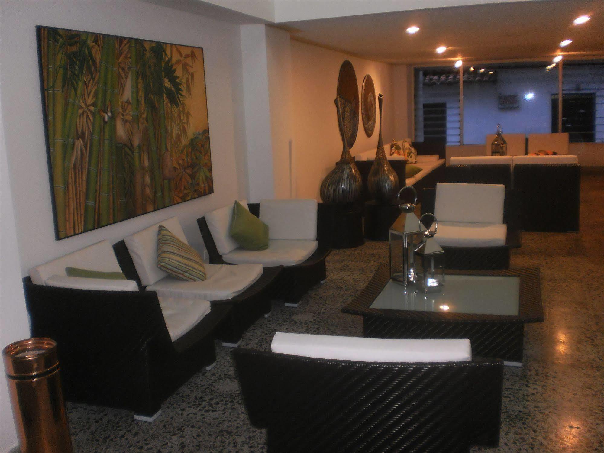 Hotel Don Gregorio Cartago Exterior photo