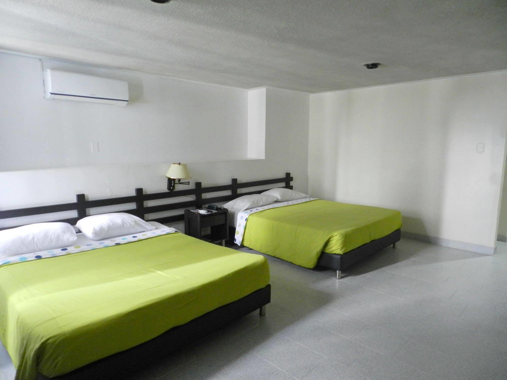 Hotel Don Gregorio Cartago Exterior photo